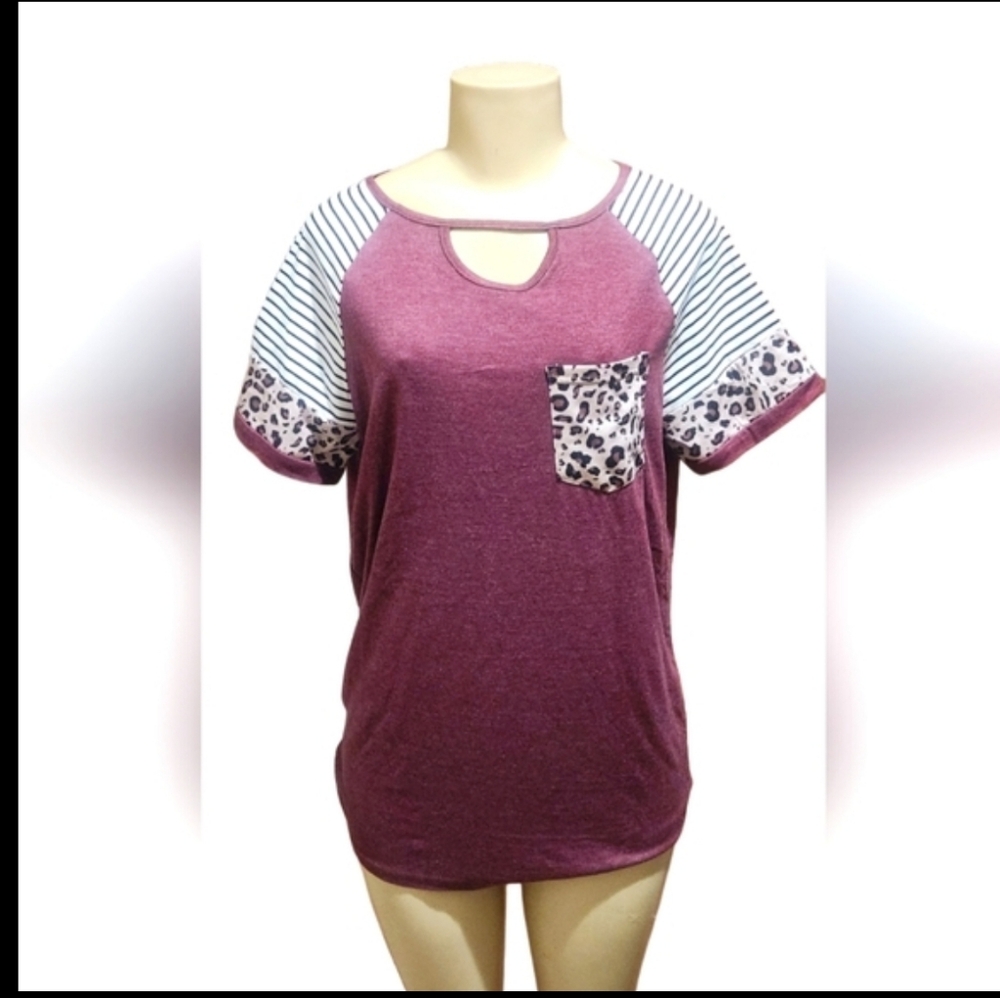 NWOT Leopard and Striped Short Sleeve Wine/Red Top Sz. Small